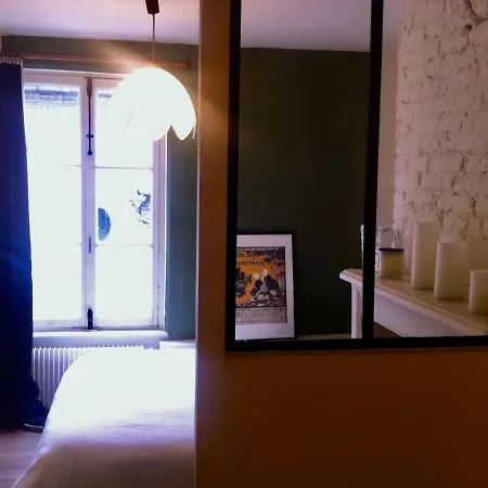 Les Aristochats, Charmante Maison Typique A * Honfleur